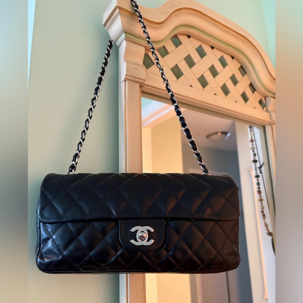 Chanel Black Quilted Leather Shoulder Bag